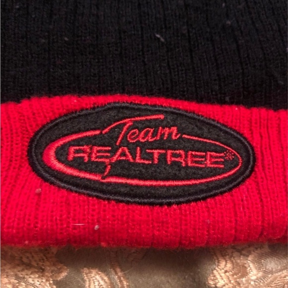 Realtree beanie - Picture 2 of 4